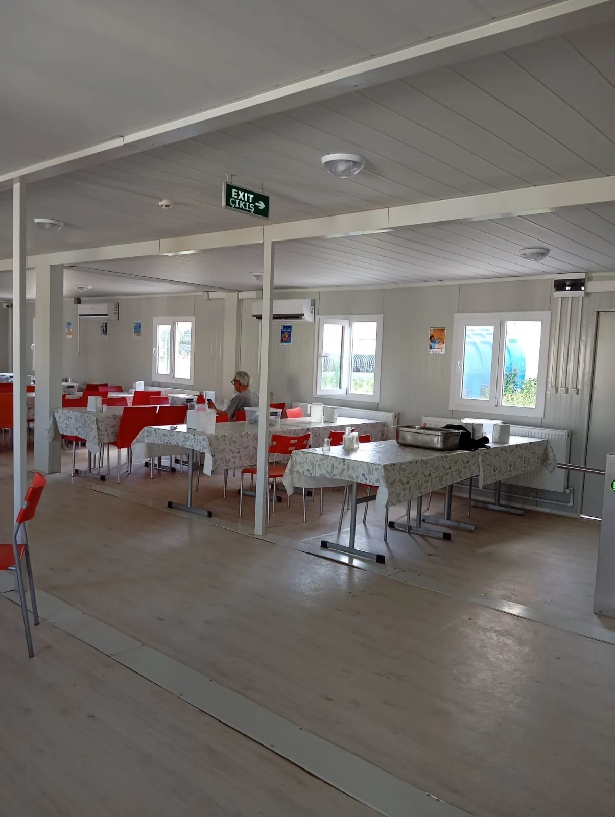 Tamamlanmış modern prefabrik yemekhane projesi